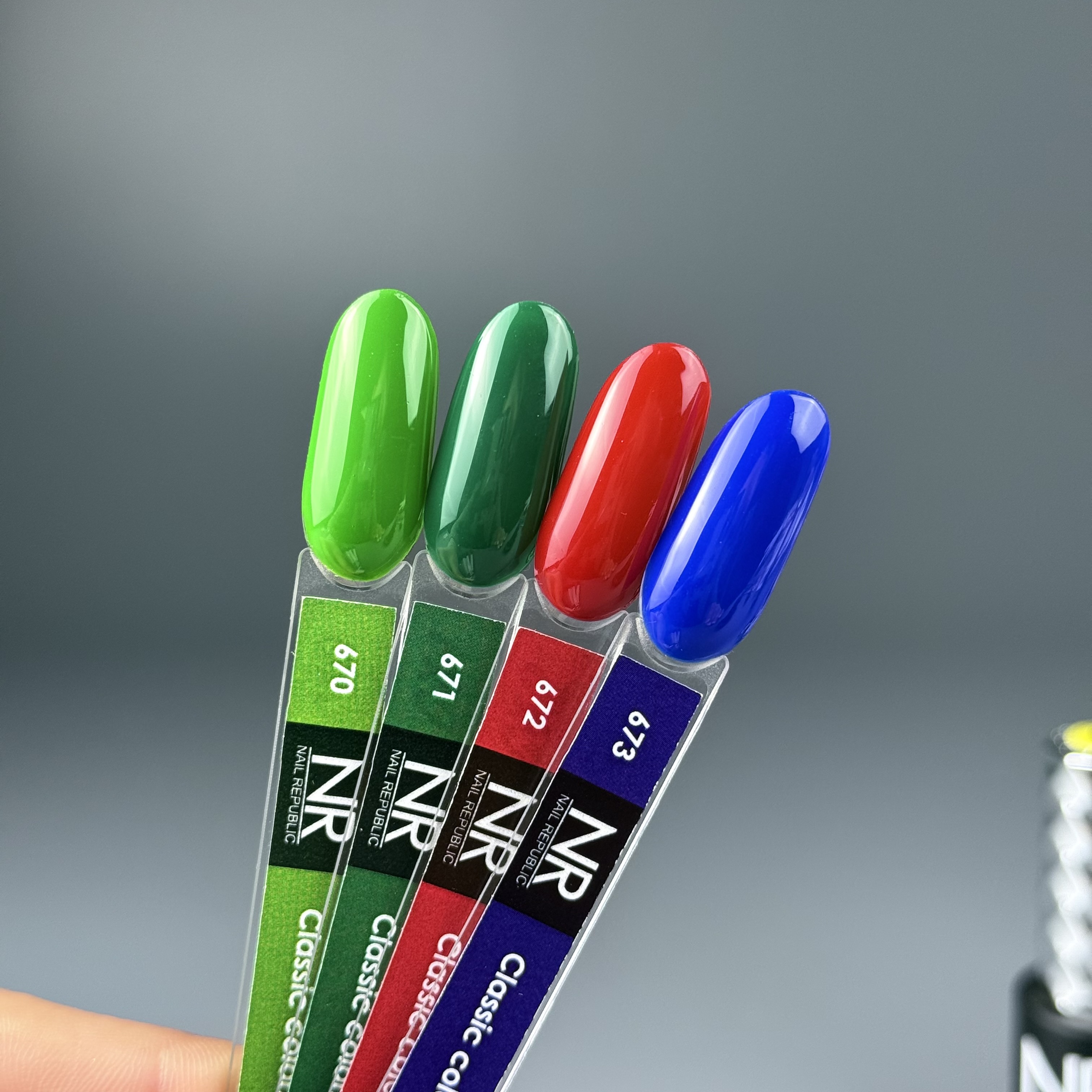 NR-672 NEW CLASSIC COLORS гель-лак (10мл)