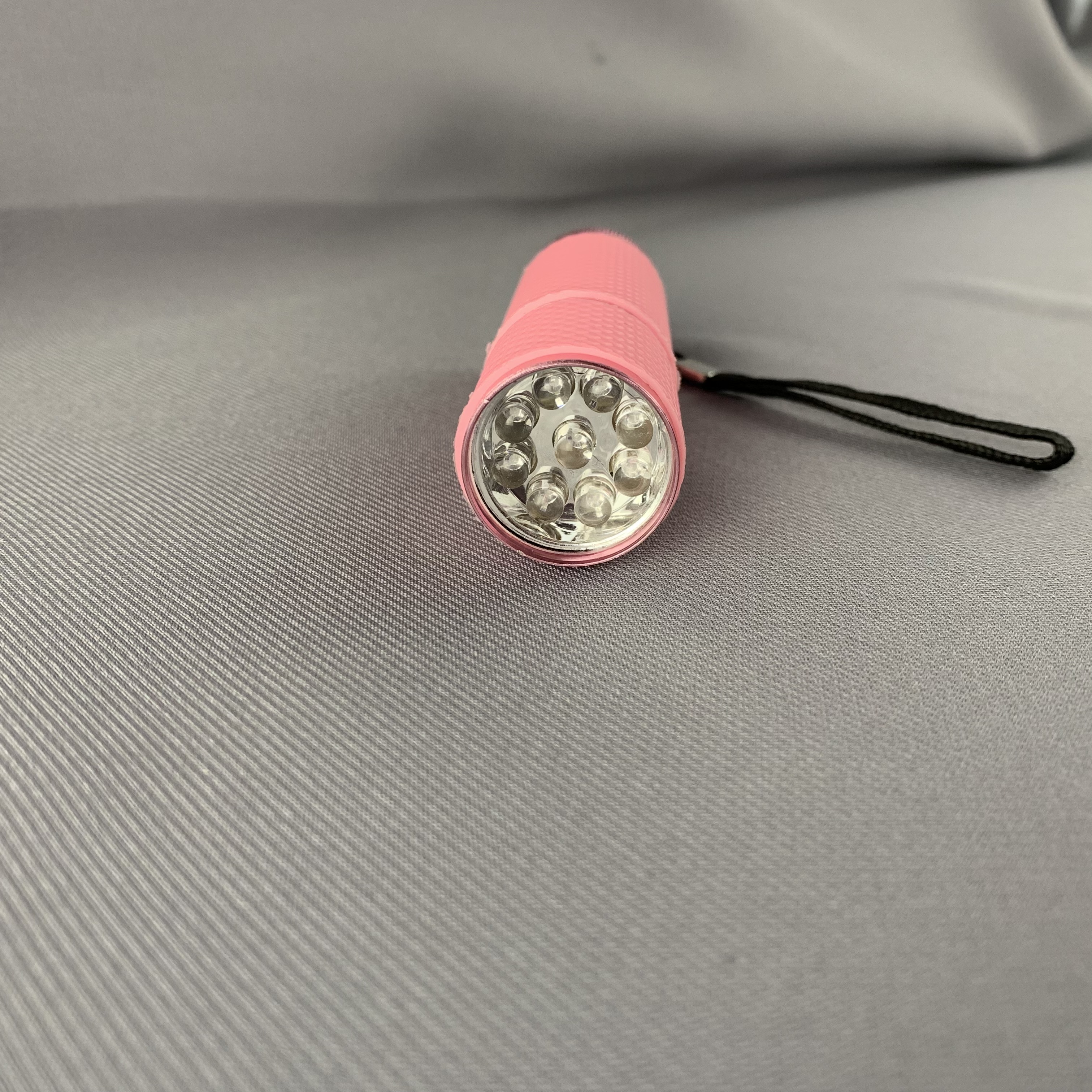 LED фонарик, в ассортименте