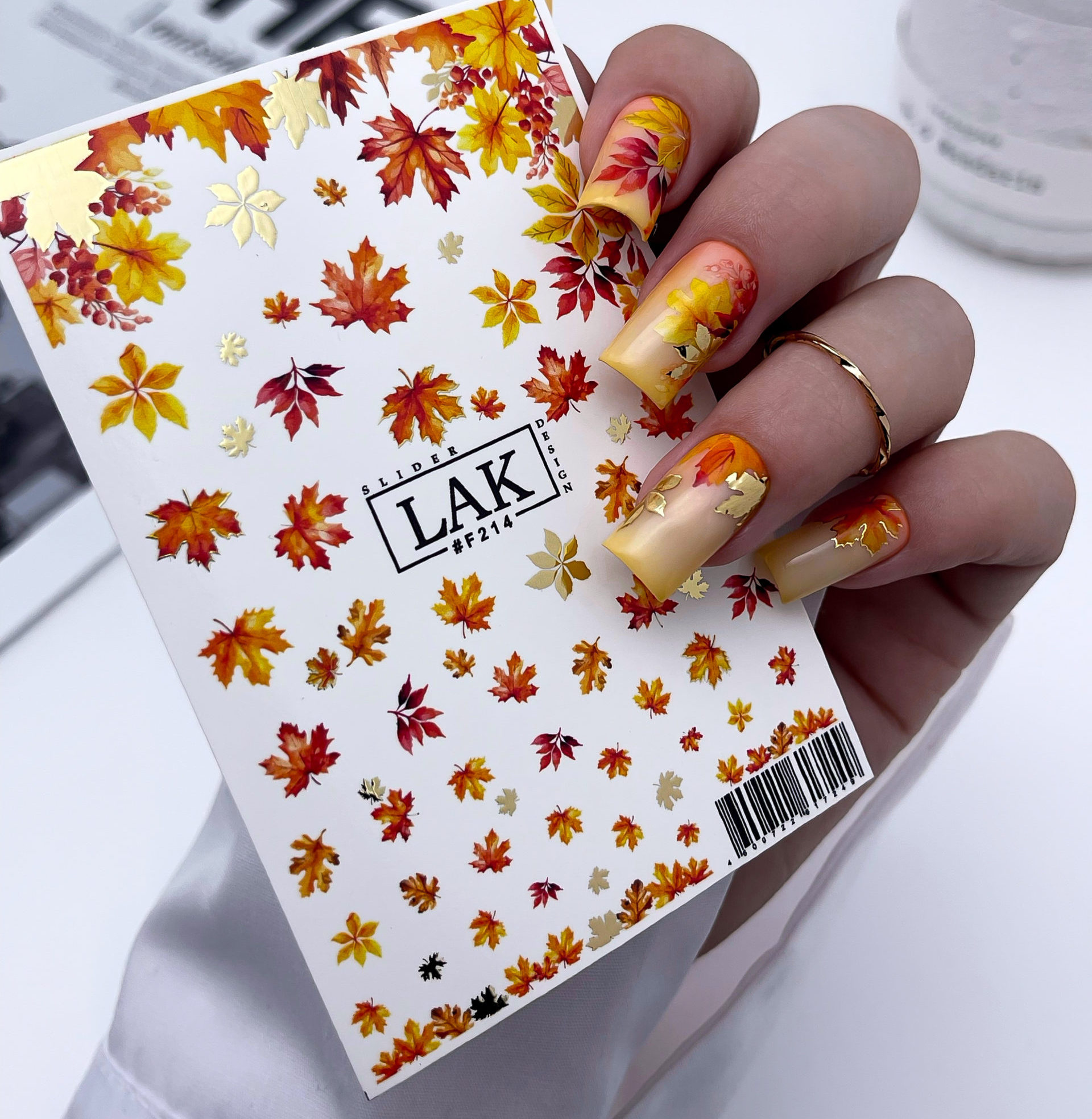 Слайдер-дизайн LAK NAILS #F214