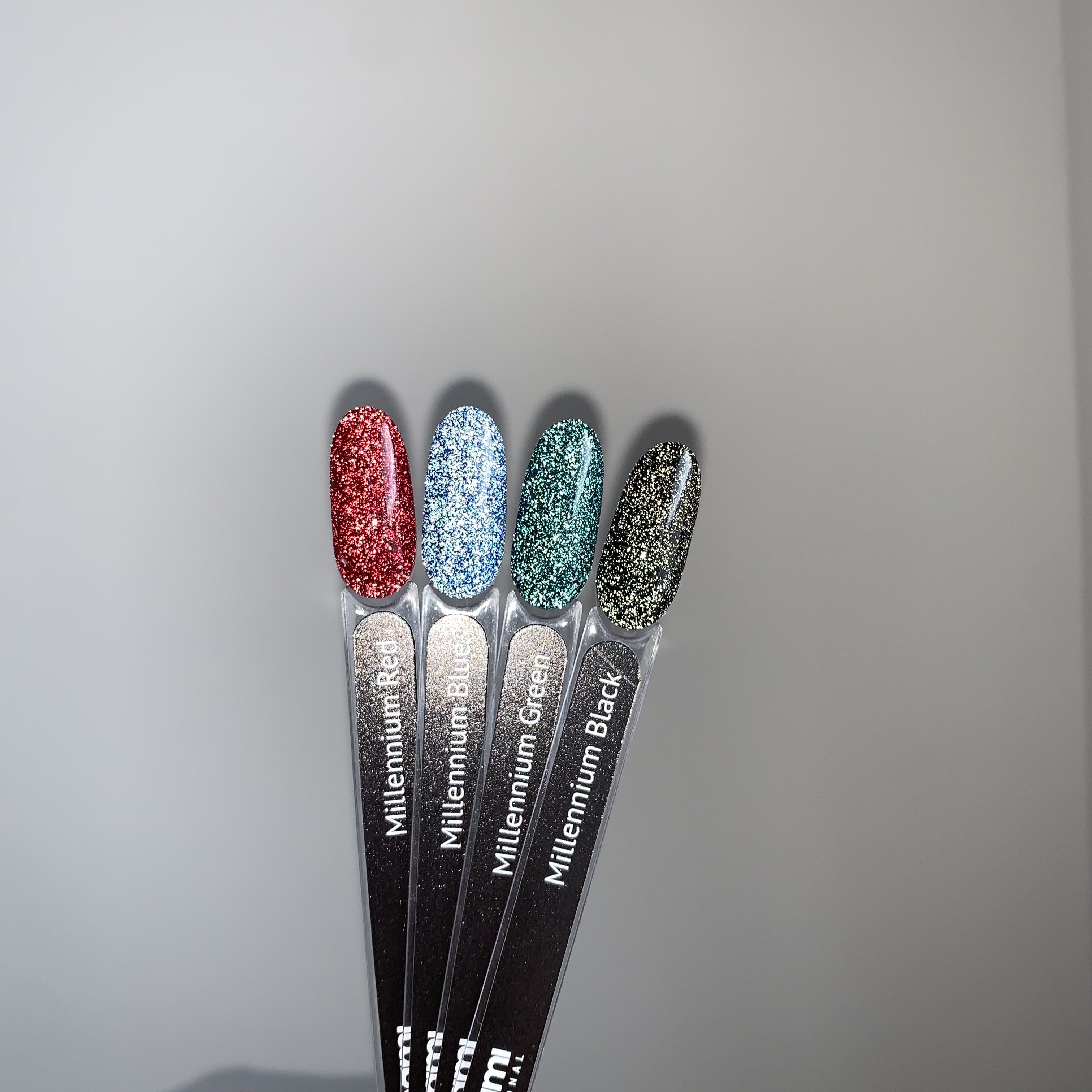 Гель-лак Monami Millennium Black 8 г