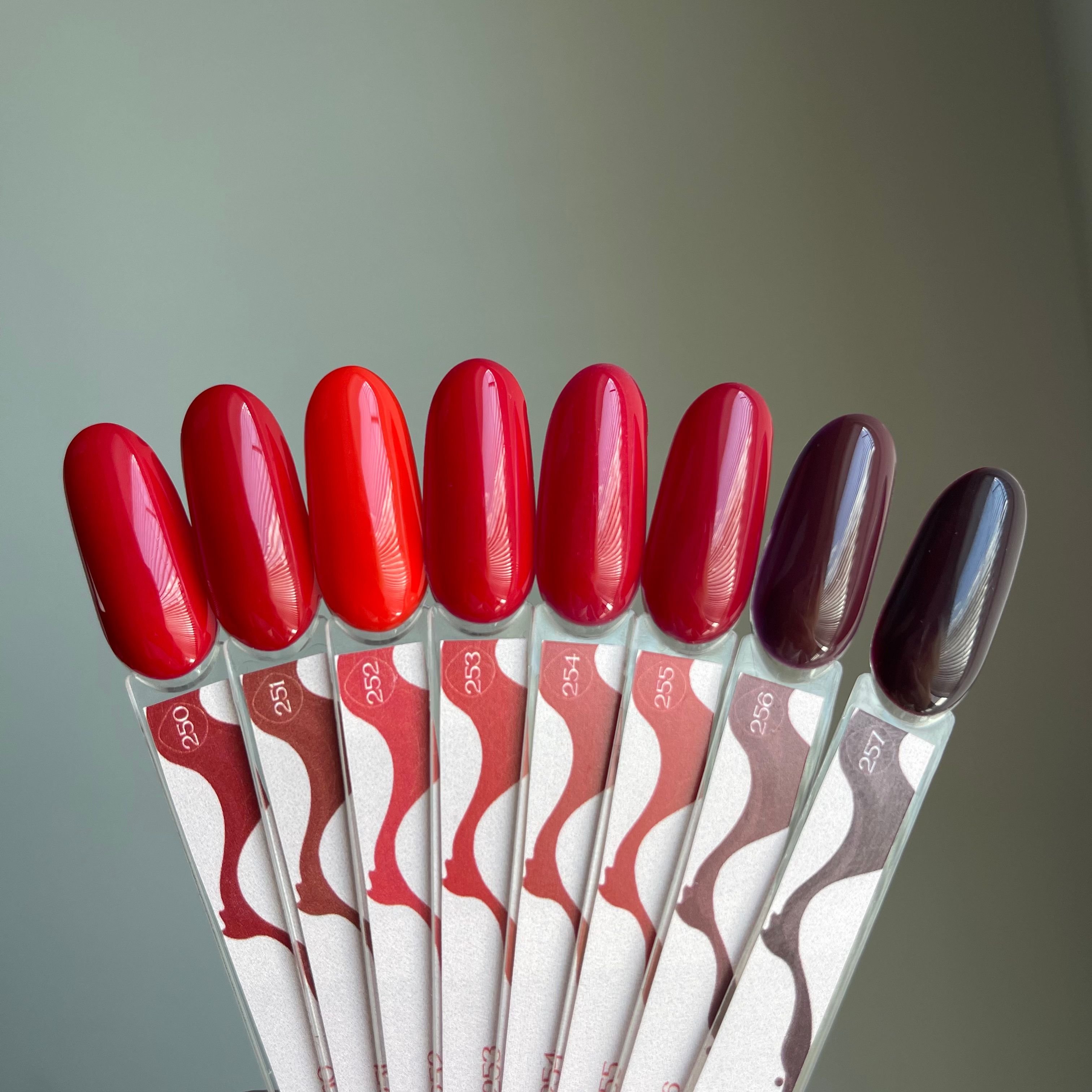 SHE GEL POLISH RED WINE, #256 10 ml