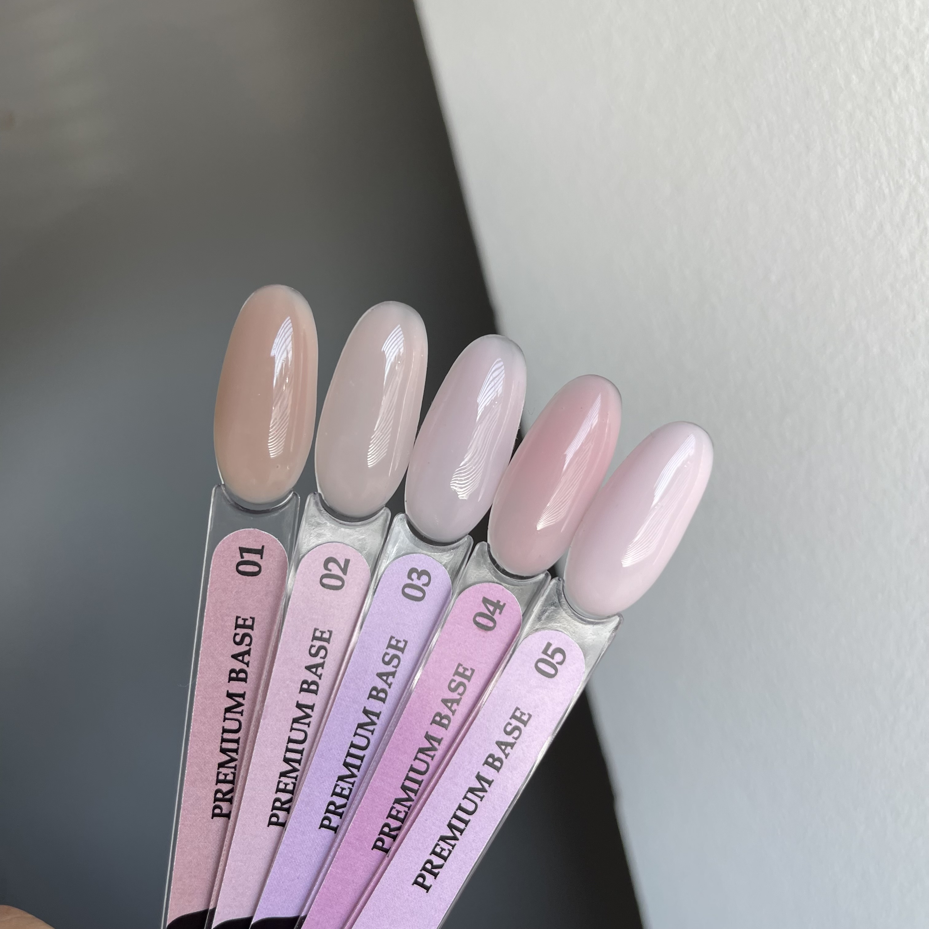 Камуфлирующая база Enigma PREMIUM series №01 15 мл