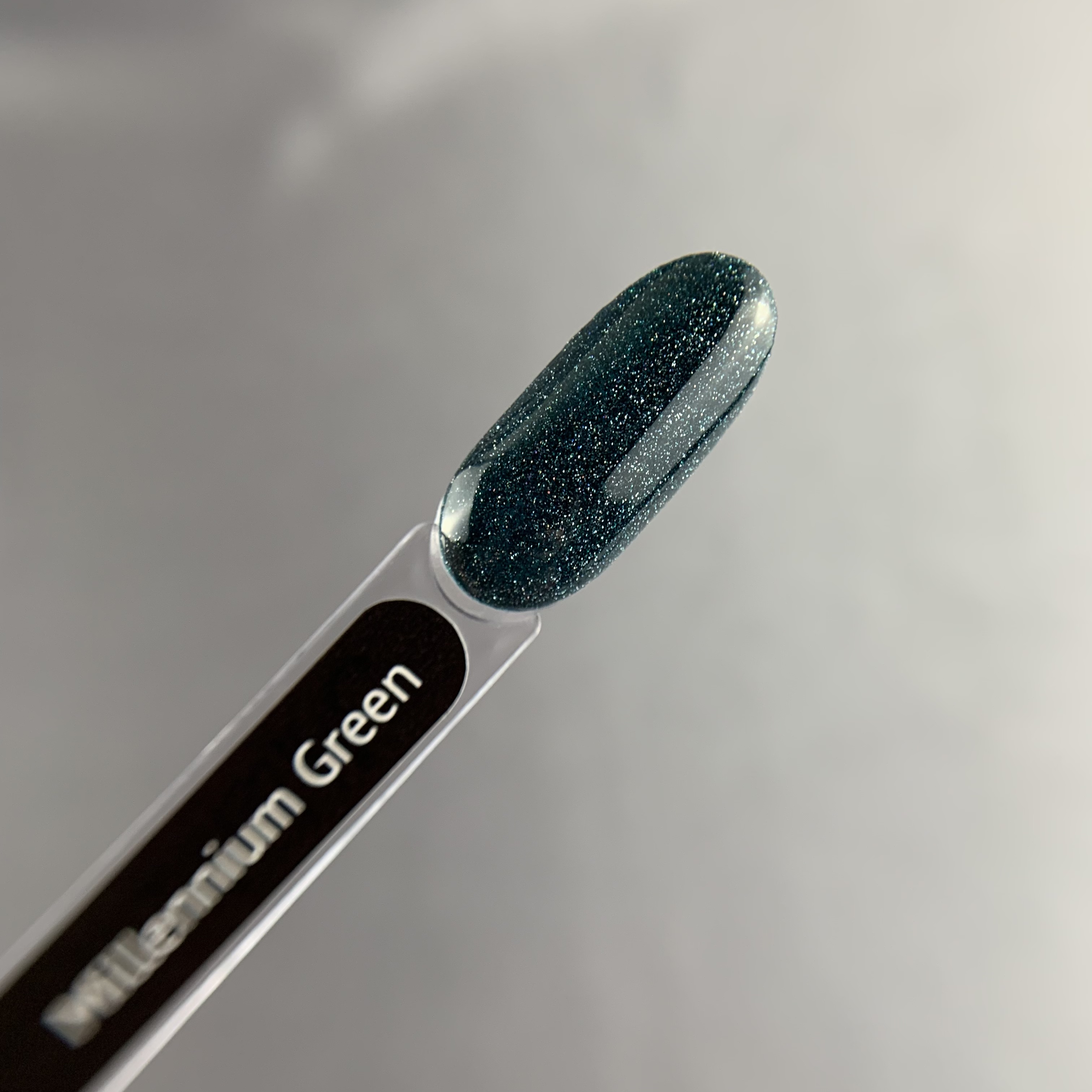 Гель-лак Monami Millennium Green 8 г