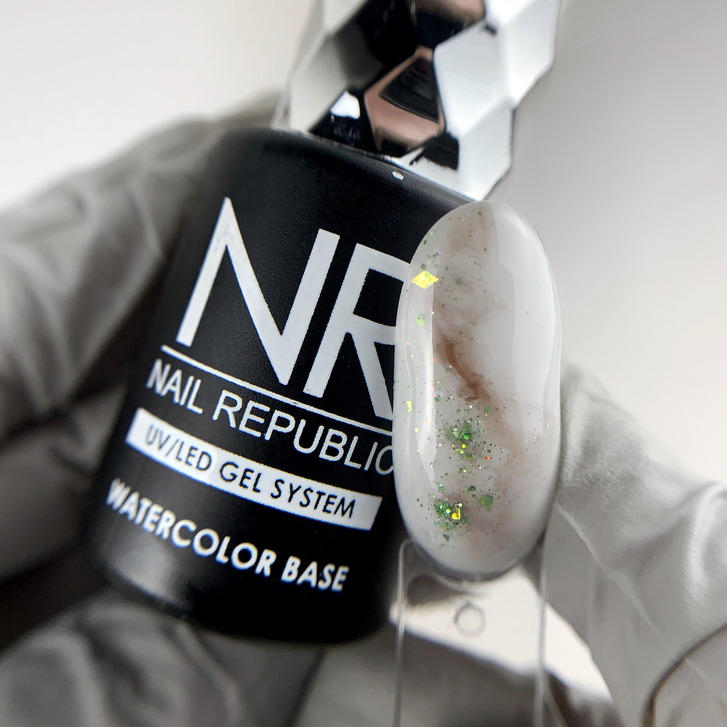 NR База для техники по "мокрому" WATERCOLOR BASE, Clear (10 мл)