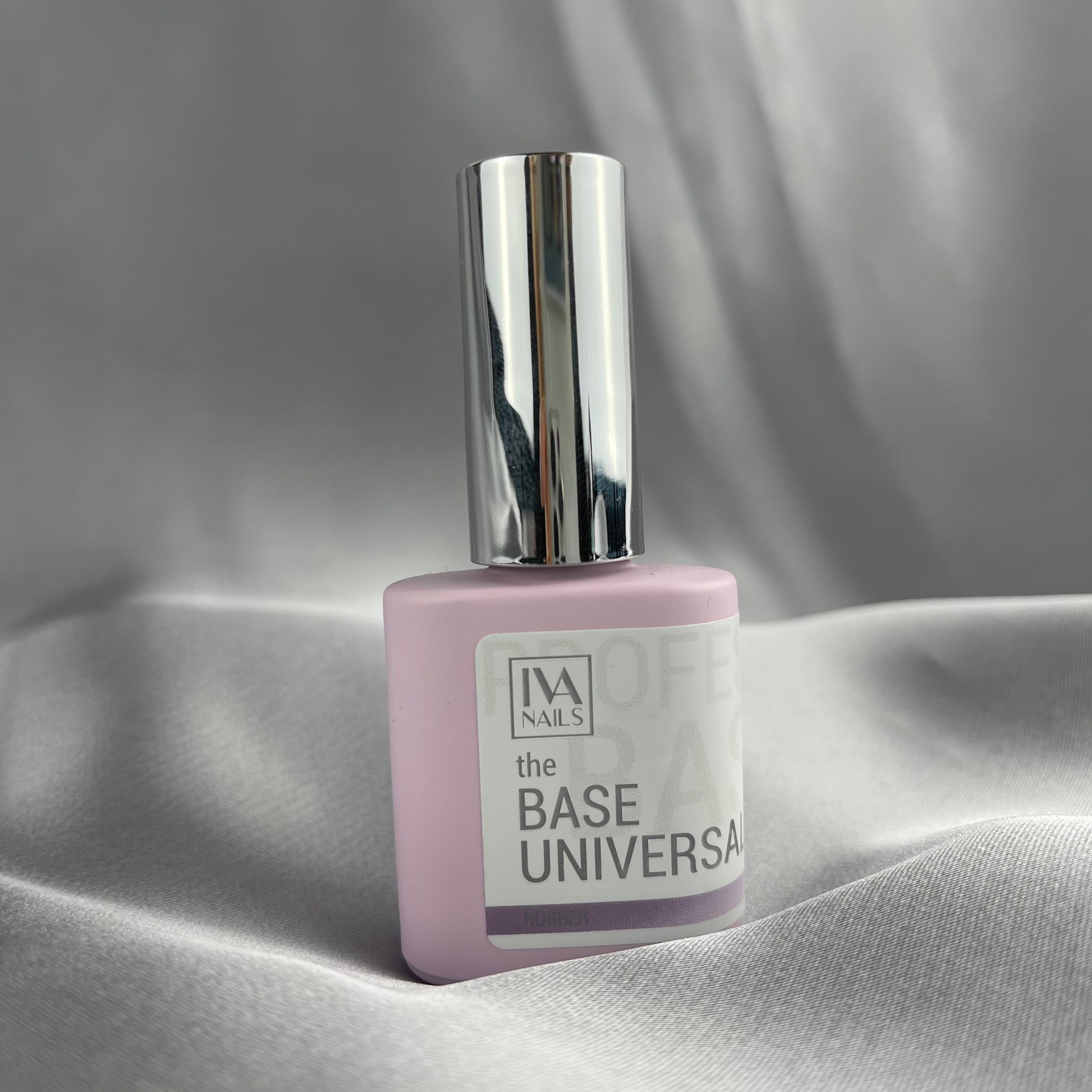 IVA nails the BASE UNIVERSAL 15ml