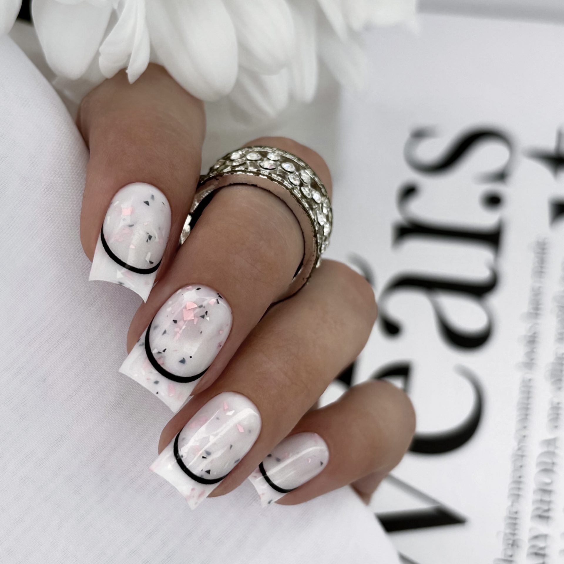 Слайдер-дизайн LAK NAILS #F197