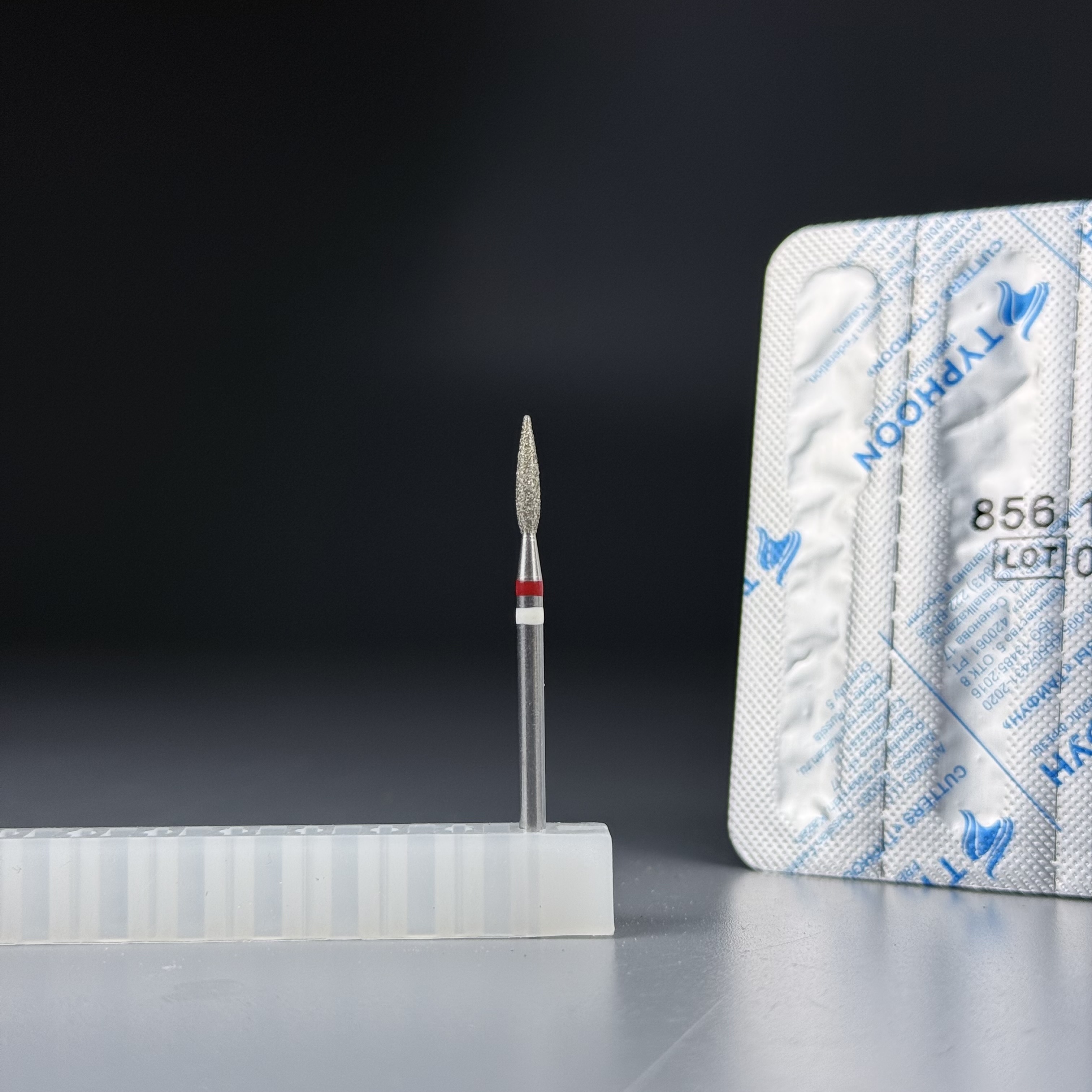 КРИСТАЛЛ Тайфун Алмазная фреза с Жемчугом (Пламя острое, каплевидное) 242.100.021М