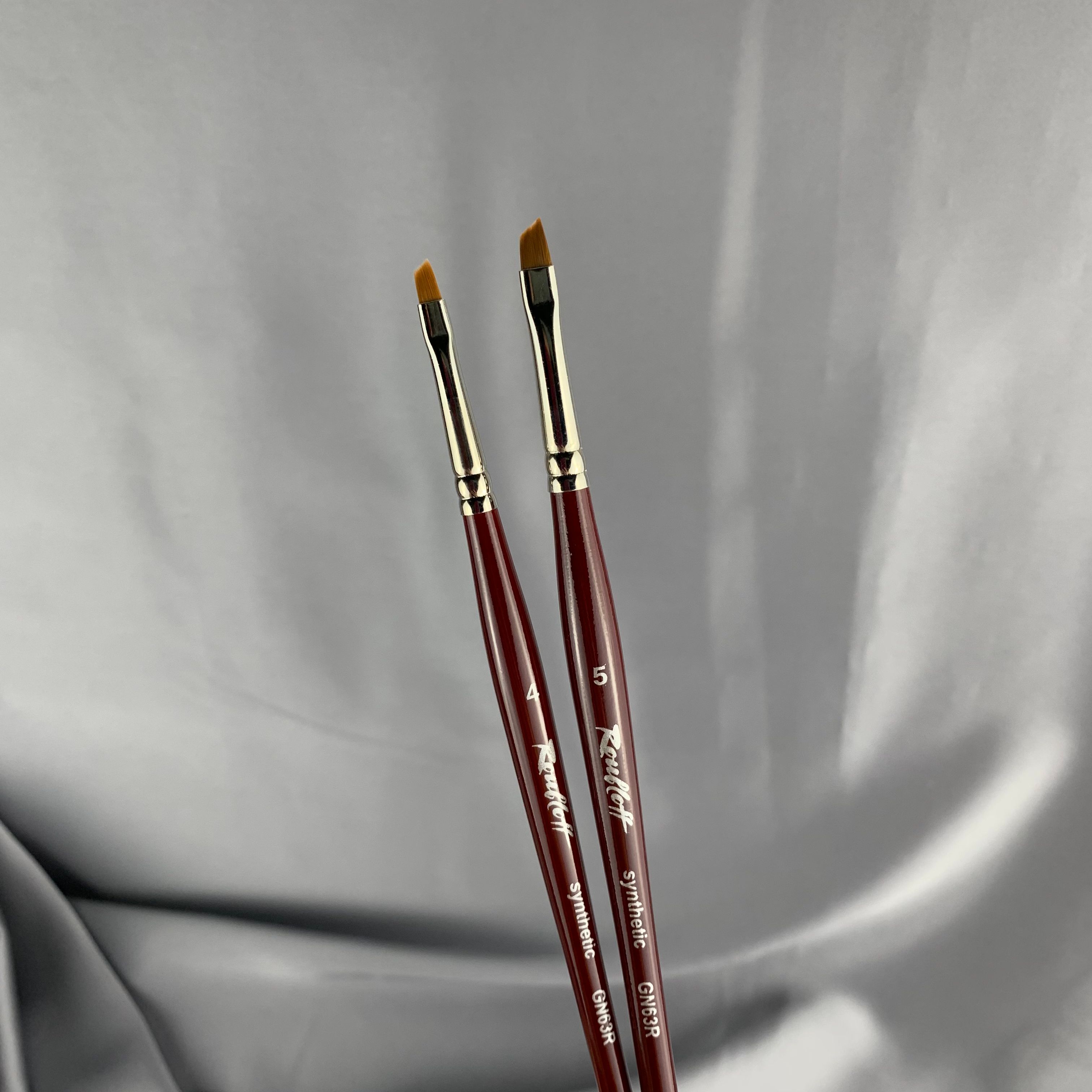Кисть Roubloff GN63R №5 (синтетика/наклонная)