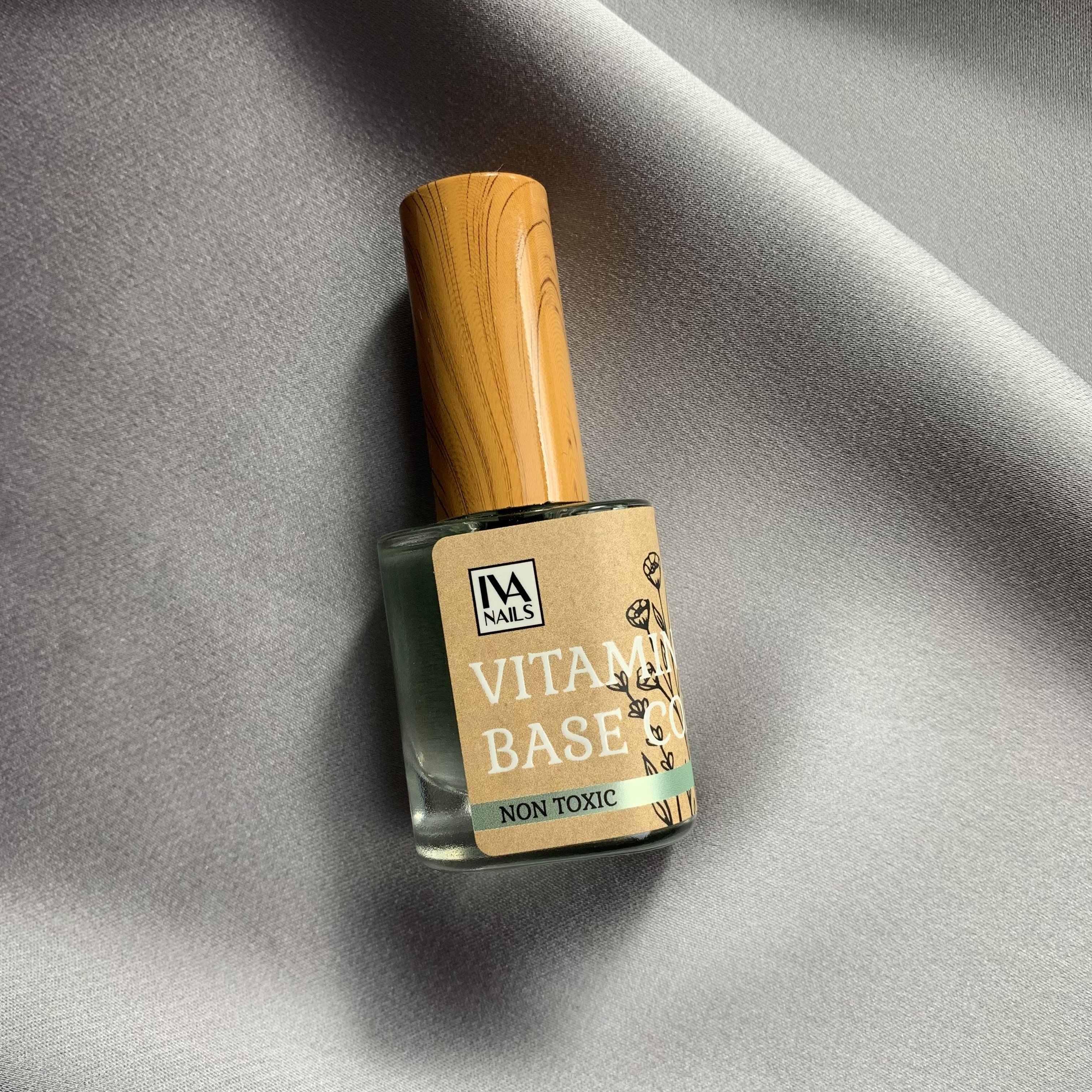 IVA nails VITAMIN BASE COAT (Базовое покрытие на витаминной основе) (10ml)