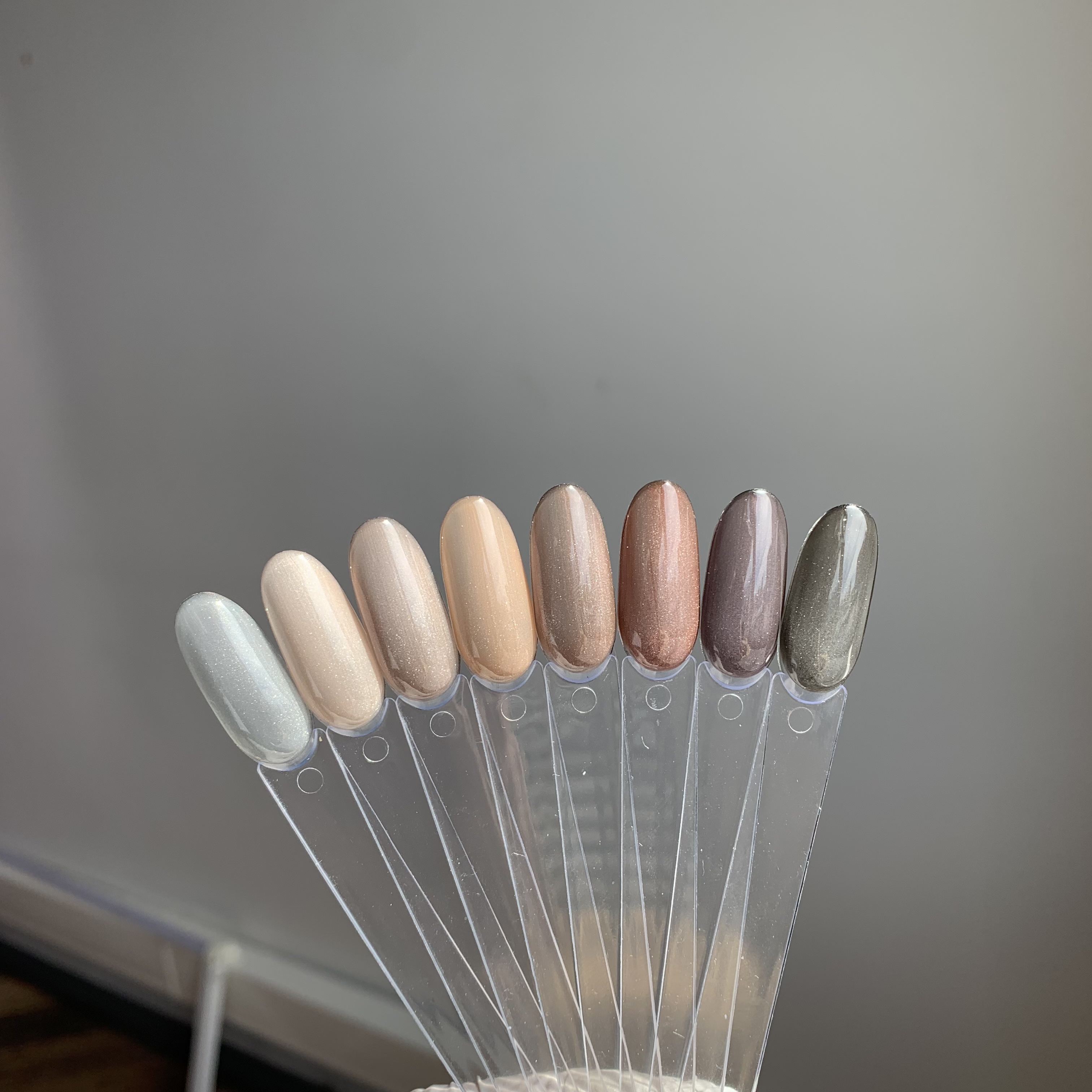 Ta2 / GEL POLISH WISH №010