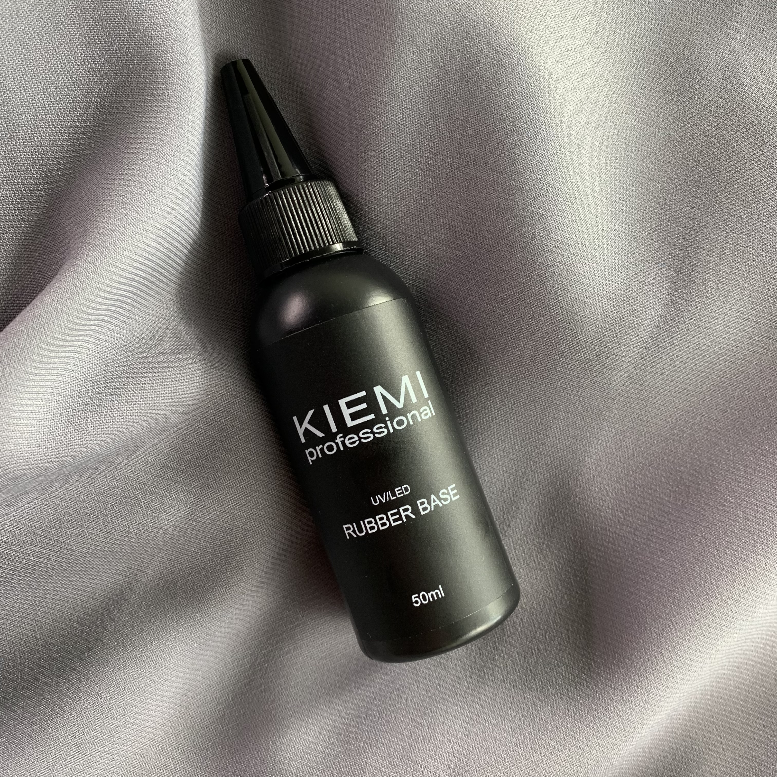 Базовое покрытие Rubber base KIEMI Professional, 50 мл