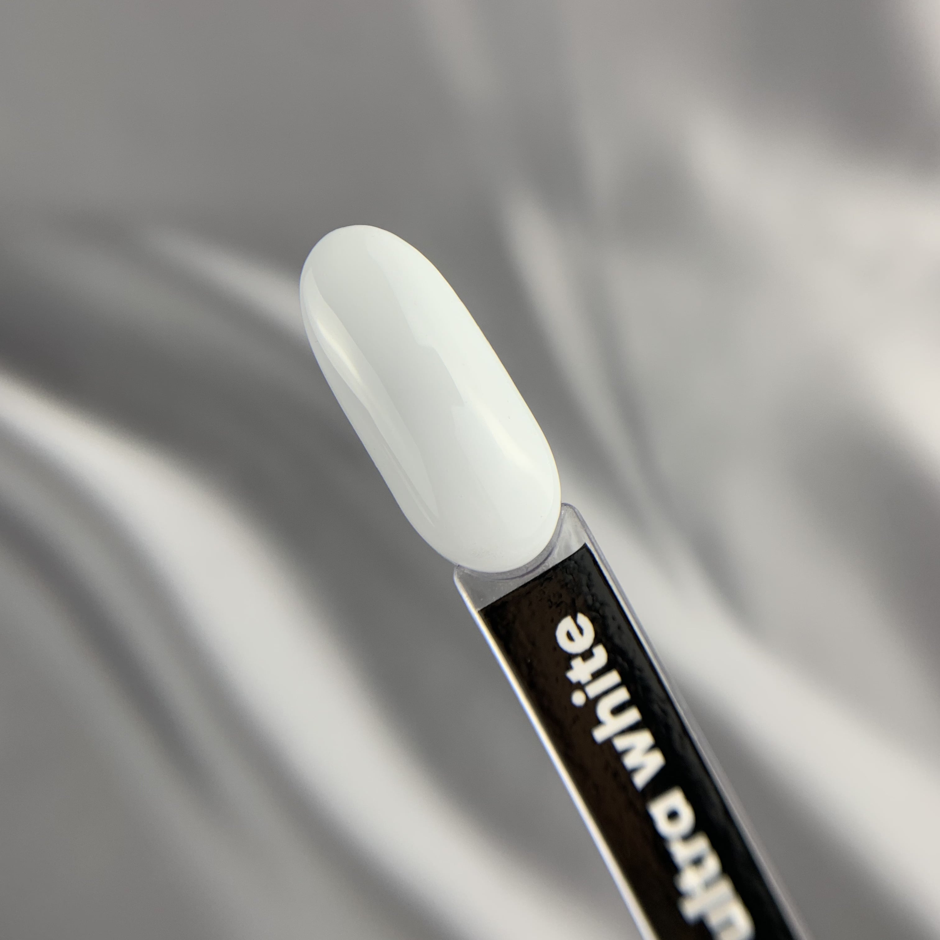 Гель-лак Holy Molly ULTRA WHITE 11 мл